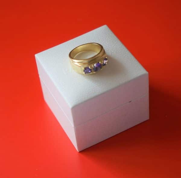 Vintage Gold 3 Stone Cocktail Ring – Boxed Amethyst Vintage Ring Antique Jewellery 5