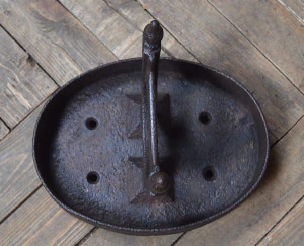 Cast Iron Horse Shoe Shaped Boot Scrapper SAI3004 - Image 3