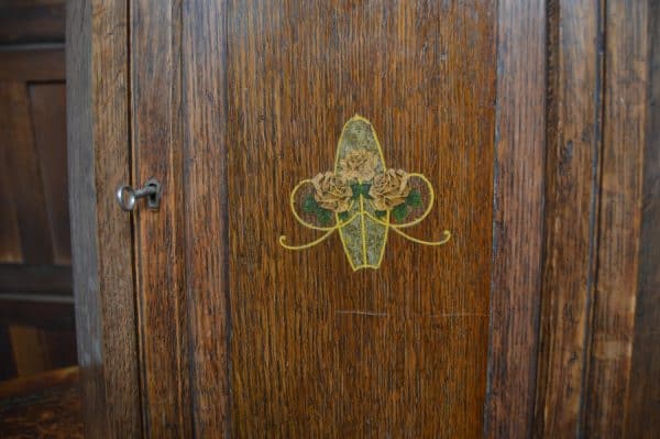 Arts And Crafts Corner Cabinet SAI3019 - Image 9