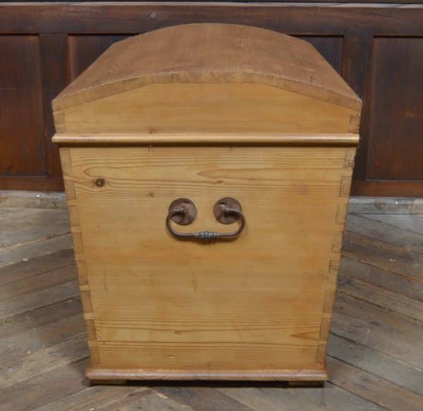 Victorian Pine Domed Top Trunk SAI3020 - Image 6