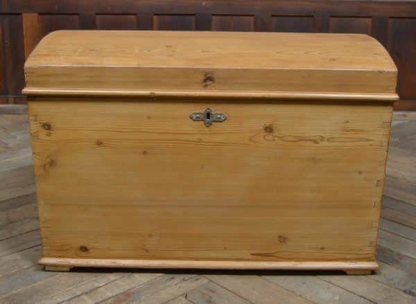 Victorian Pine Domed Top Trunk SAI3020 Antique Chests 5