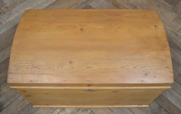 Victorian Pine Domed Top Trunk SAI3020 Antique Chests 4