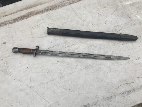 Bayonet British 1WW Antique Knives 9