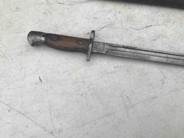 Bayonet British 1WW Antique Knives 18