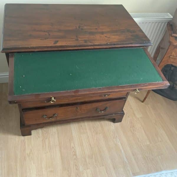 George 11 Brush slide mahogany chest of drawers. - Image 3