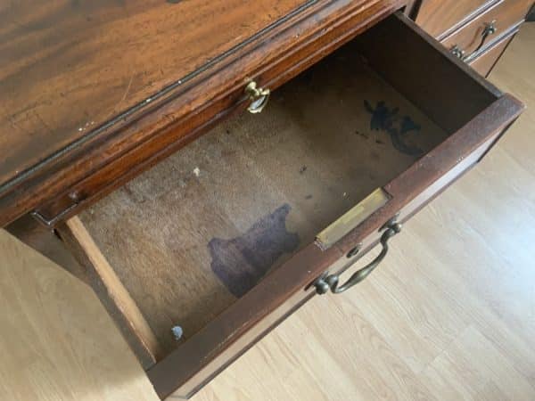 George 11 Brush slide mahogany chest of drawers. Antique Draws 9