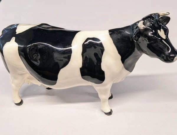 Beswick Friesian – Cow China Animals Miscellaneous 3