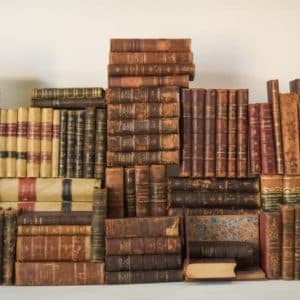Large Collection of 147 Antique Books books Antique Furniture 3