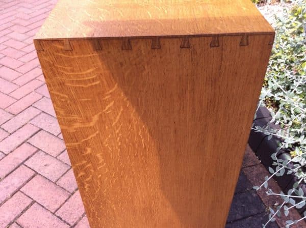 Arts & Crafts Cotswold School Long Oak Bookcase - Image 4