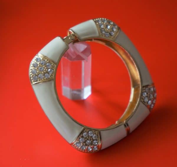 Vintage Gold Ivory colour Enamel Rhinestone Hinged Bangle - Boxed - Image 2