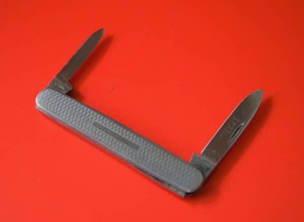 I.X. L George Wostenholm Sheffield Twin Bladed Knife - Stainless Steel - Image 2