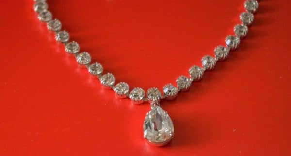 Stunning Rhinestone Necklace / Pendant Crystal Boxed Jewellery Antique Jewellery 6