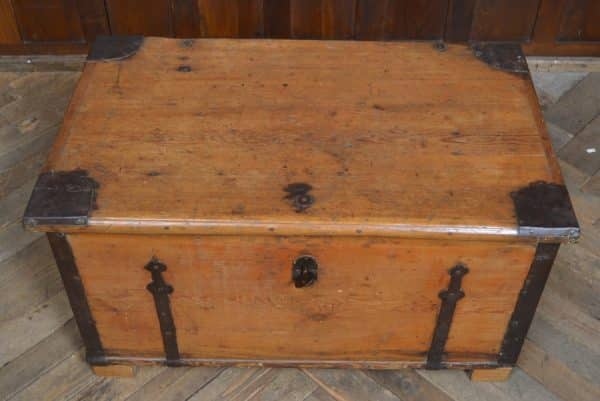 Victorian Pine Storage / Blanket Box SAI3044 Antique Boxes 13