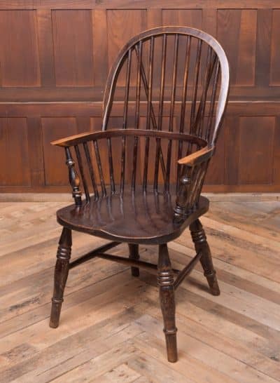 Elm Hoop Back Windsor Armchair SAI1922 Antique Chairs 3