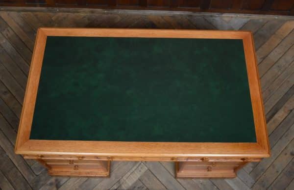 Victorian Scottish Oak Partner Desk SAI3072 - Image 11