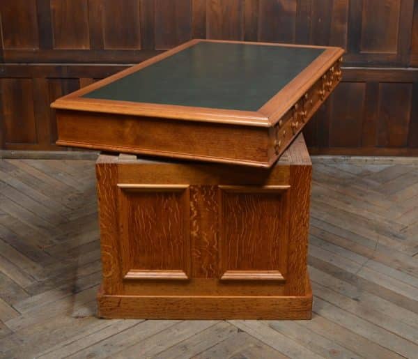 Victorian Scottish Oak Partner Desk SAI3072 - Image 4