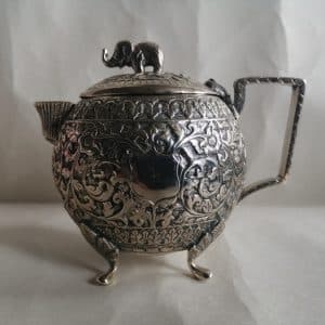 RARE Anglo Indian Silver Bachelor’s Teapot c1890 SIGNED Kutch / Lucknow Elephant Finial Chennai Antique Silver