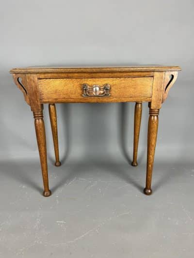Arts & Crafts Oak Consol Table consol table Antique Desks 3