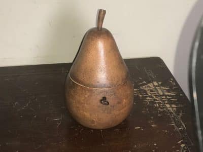Tea Caddy Pear shaped with working key and lock Antique Boxes 3