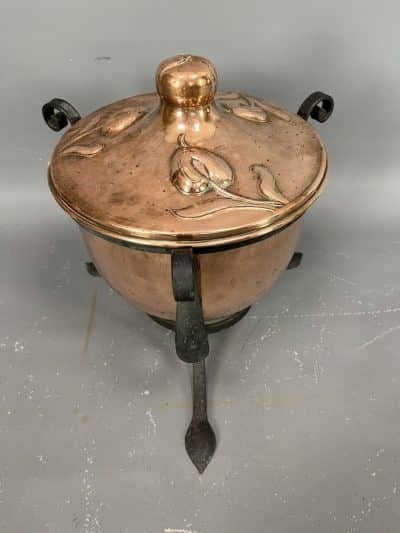 Arts & Crafts Copper and Wrought Iron Coal Scuttle Coal Scuttle Antique Furniture 3