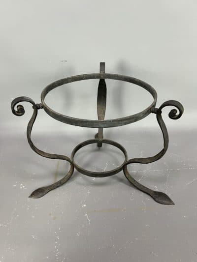 Arts & Crafts Copper and Wrought Iron Coal Scuttle - Image 7