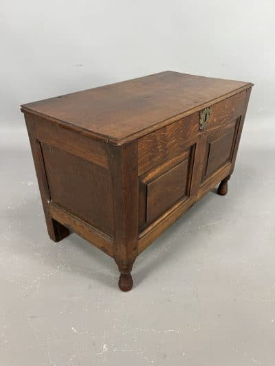 Welsh Oak Coffer Bach - Image 5