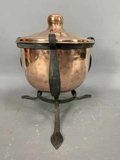 Arts & Crafts Copper and Wrought Iron Coal Scuttle Coal Scuttle Antique Furniture 5