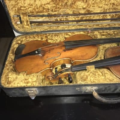 French Violins 4/4 cased with 4 bows. - Image 4