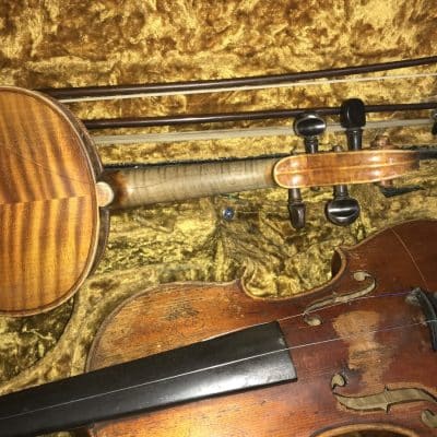 French Violins 4/4 cased with 4 bows. - Image 17