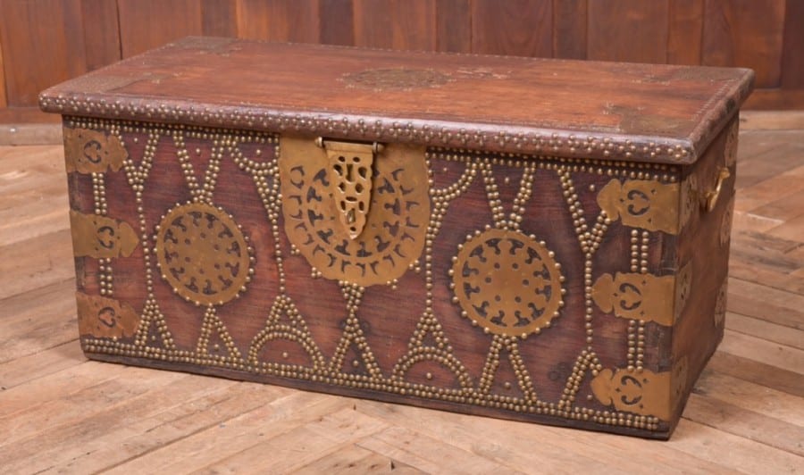 Zanzibar Blanket Box SAI2087 Antiques To Buy