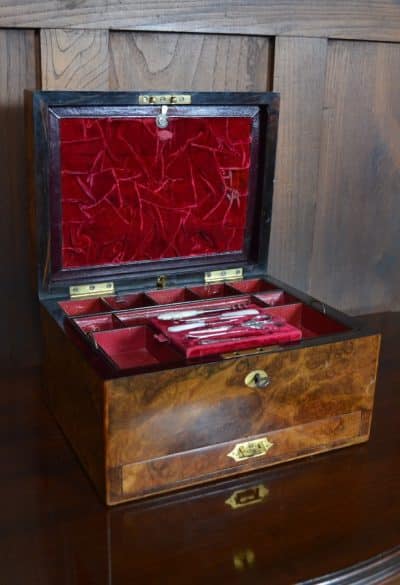 Victorian Walnut Jewellery Box SAI3101 Antique Boxes 3