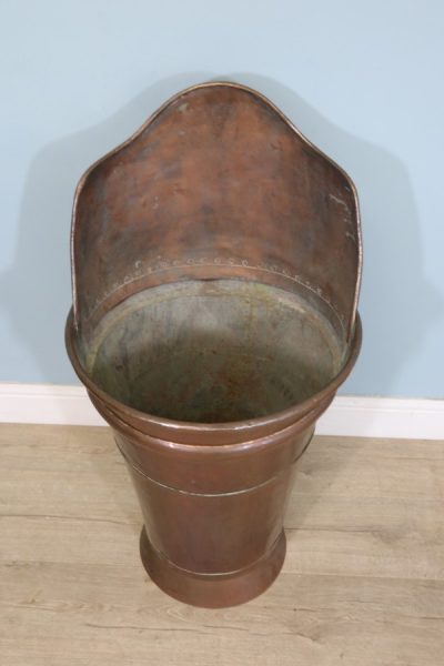 A lovely late 19th or early 20th century handmade French copper grape hod of upright form. Antique French Antique Metals 4