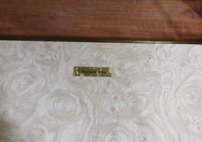 A gorgeous and highly unusual retro cocktail cabinet/sideboard made by Stonehill Furniture and dated 1960. - Image 8