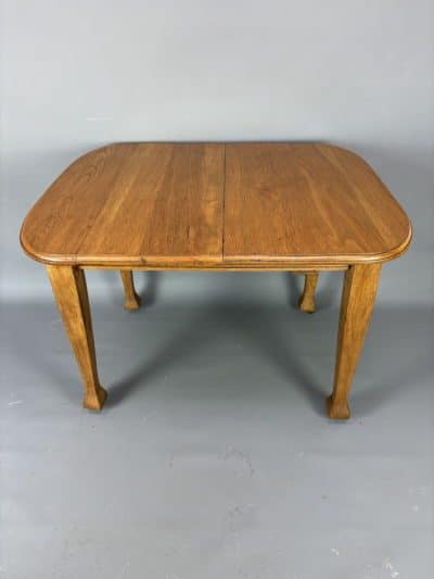 Arts & Crafts Extending Oak Dining Table c1900 - Image 3