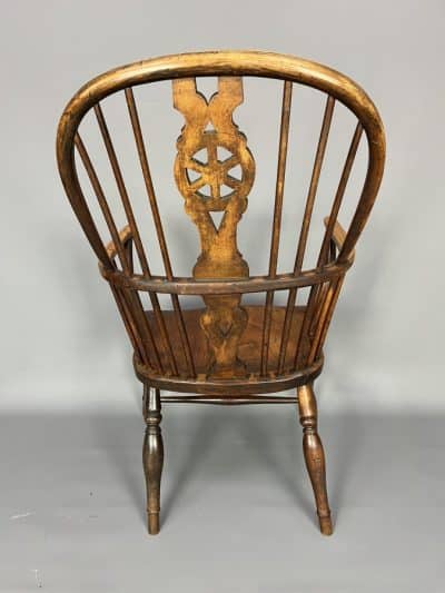Georgian Wheel Back Windsor Armchair c1800 - Image 6