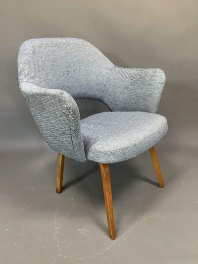 Eero Saarinen Executive Armchair c1960’s armchair Antique Chairs 3