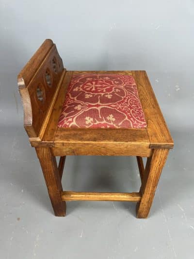 Set of 3 Gothic Revival Hall Seats - Image 8