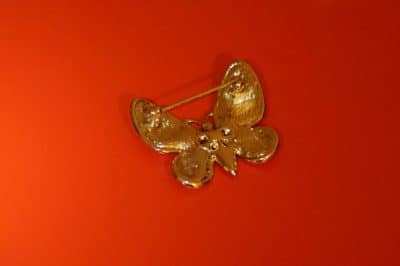 A Beautiful Gilt Crystal Ruby Butterfly Brooch - Christmas Gift - Image 3