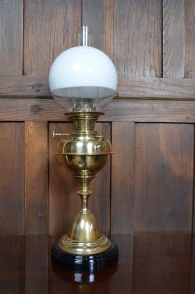 Victorian Brass Oil / Paraffin Lamp SAI3188 Antique Lighting 3