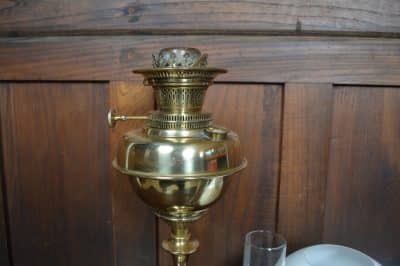 Victorian Brass Oil / Paraffin Lamp SAI3188 Antique Lighting 4