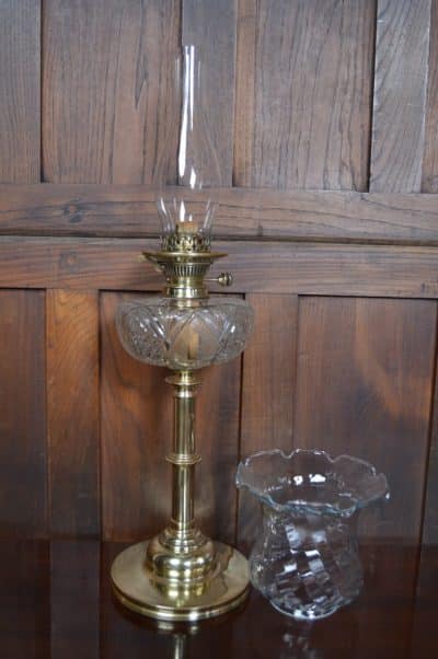 Edwardian Brass Oil/ Paraffin Lamp SAI3190 - Image 4