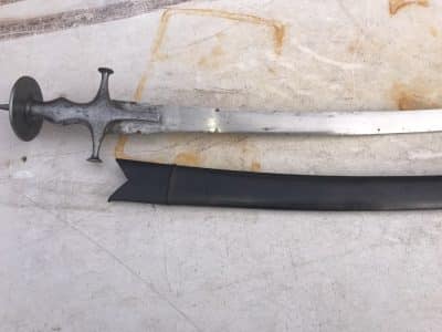 Tulwar and Scabbard - Image 11