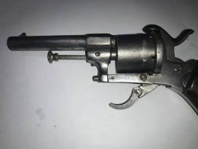 Pin fire pocket pistol Antique Guns 10
