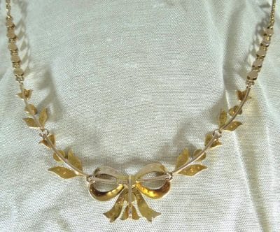 15ct Gold, Turquoise and Seed Pearl Necklace - Image 3