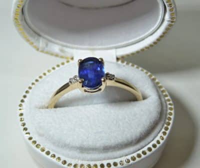 9ct Gold Blue Sapphire and Diamond Ring Blue Sapphire and Diamond ring Antique Jewellery 6