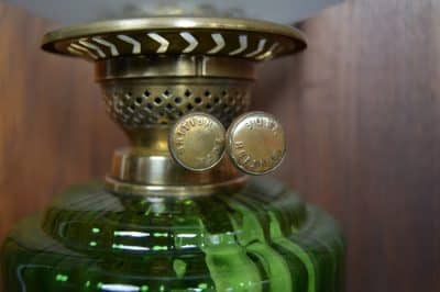 British Made Brass Oil / Paraffin Lamp SAI3196 Antique Lighting 9