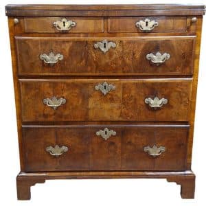 A Fine Queen Anne Burr & Figured Walnut Bachelors Chest Antique Chest Of Drawers