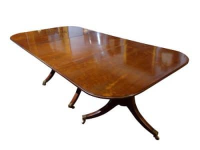 George III Cuban Mahogany Dining Table - Image 3