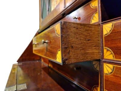 Georgian Mahogany Secretaire Bookcase - Image 4