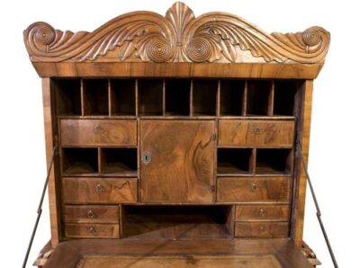 18thC Burr & Figured Walnut Escretoire - Image 5